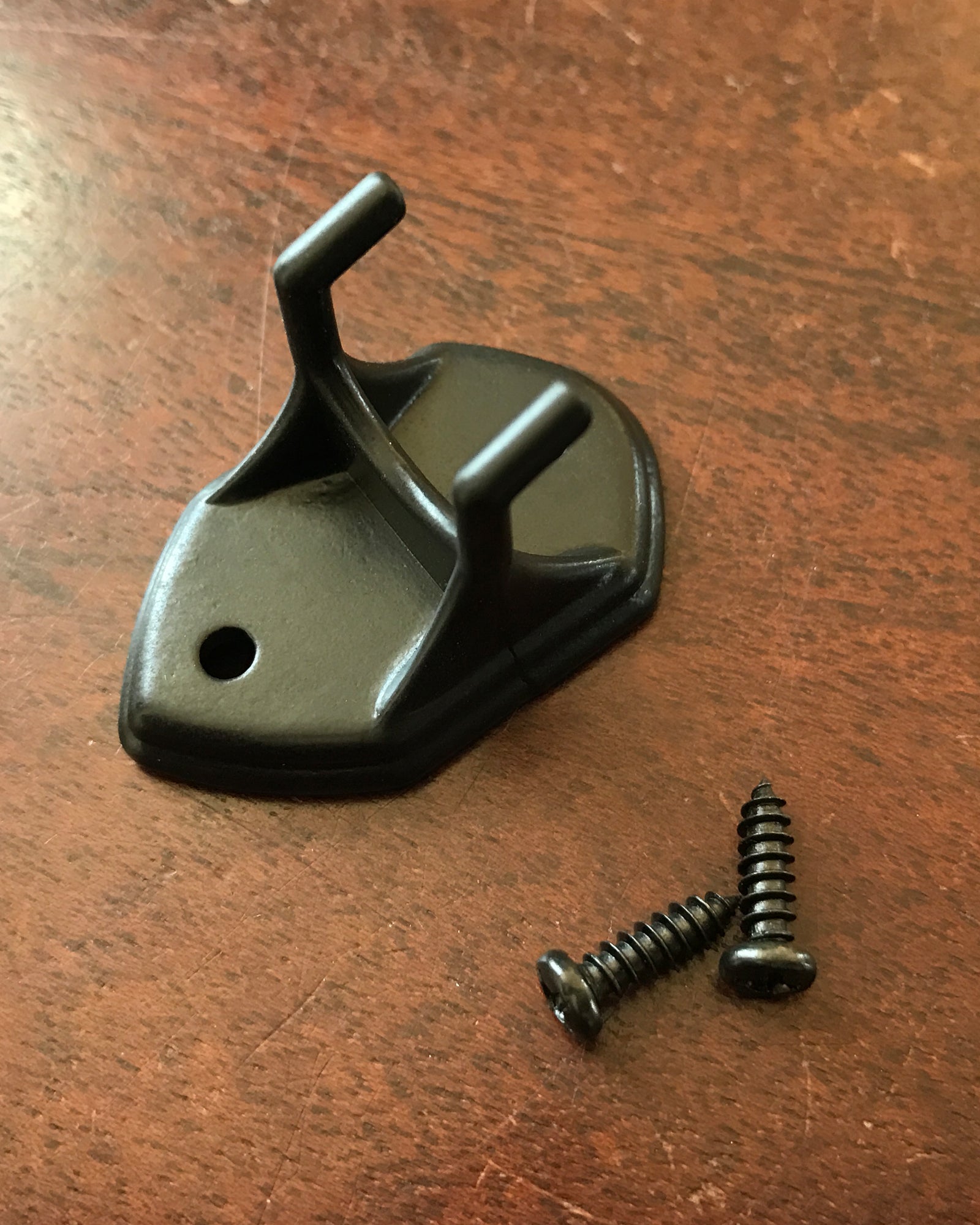 Black Metal Wallmount Miniature Guitar Wall Hangers (Set of 2)