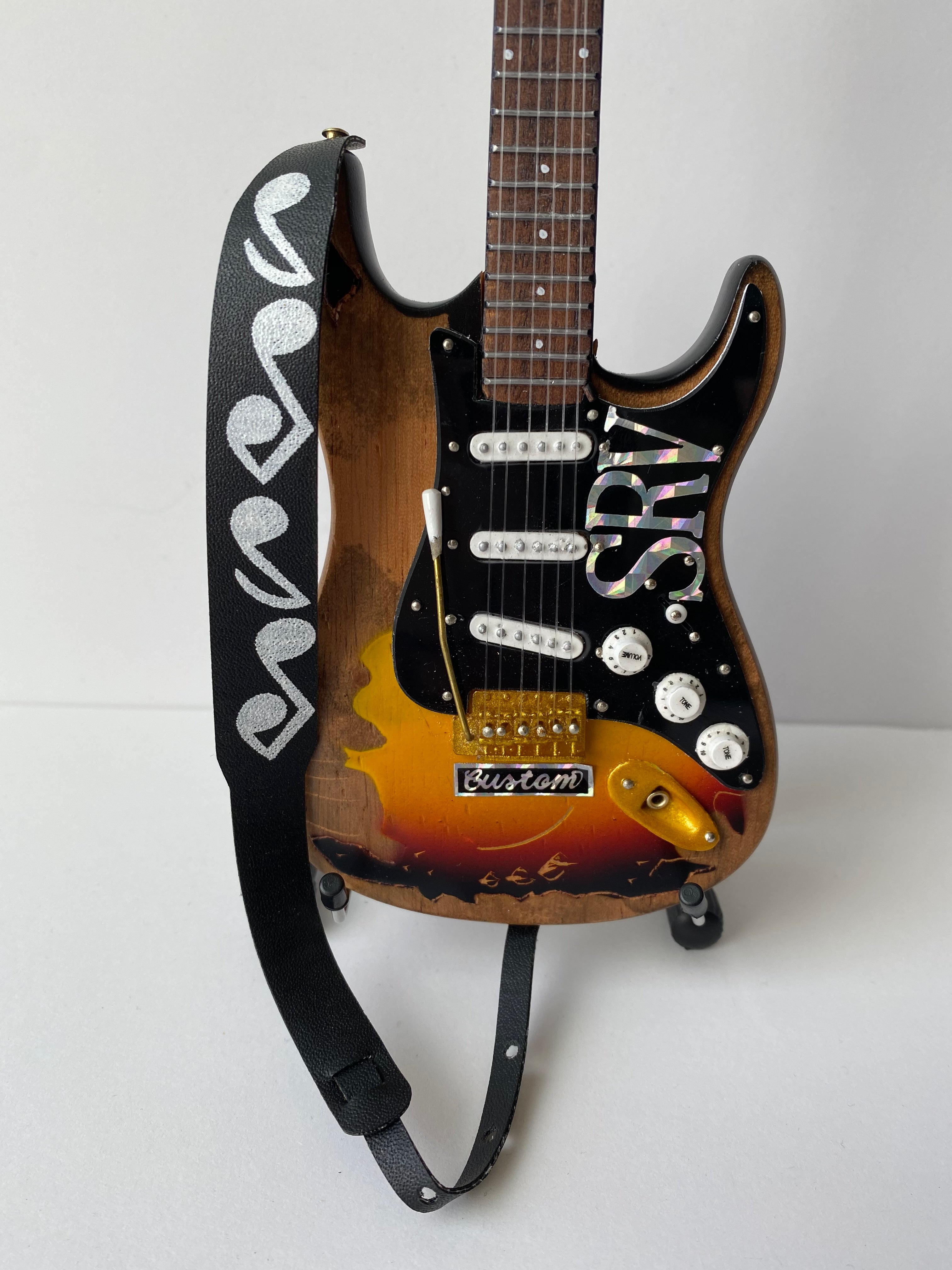 Stevie Ray Vaughan Mini Guitar SRV Musical Note Black Strap