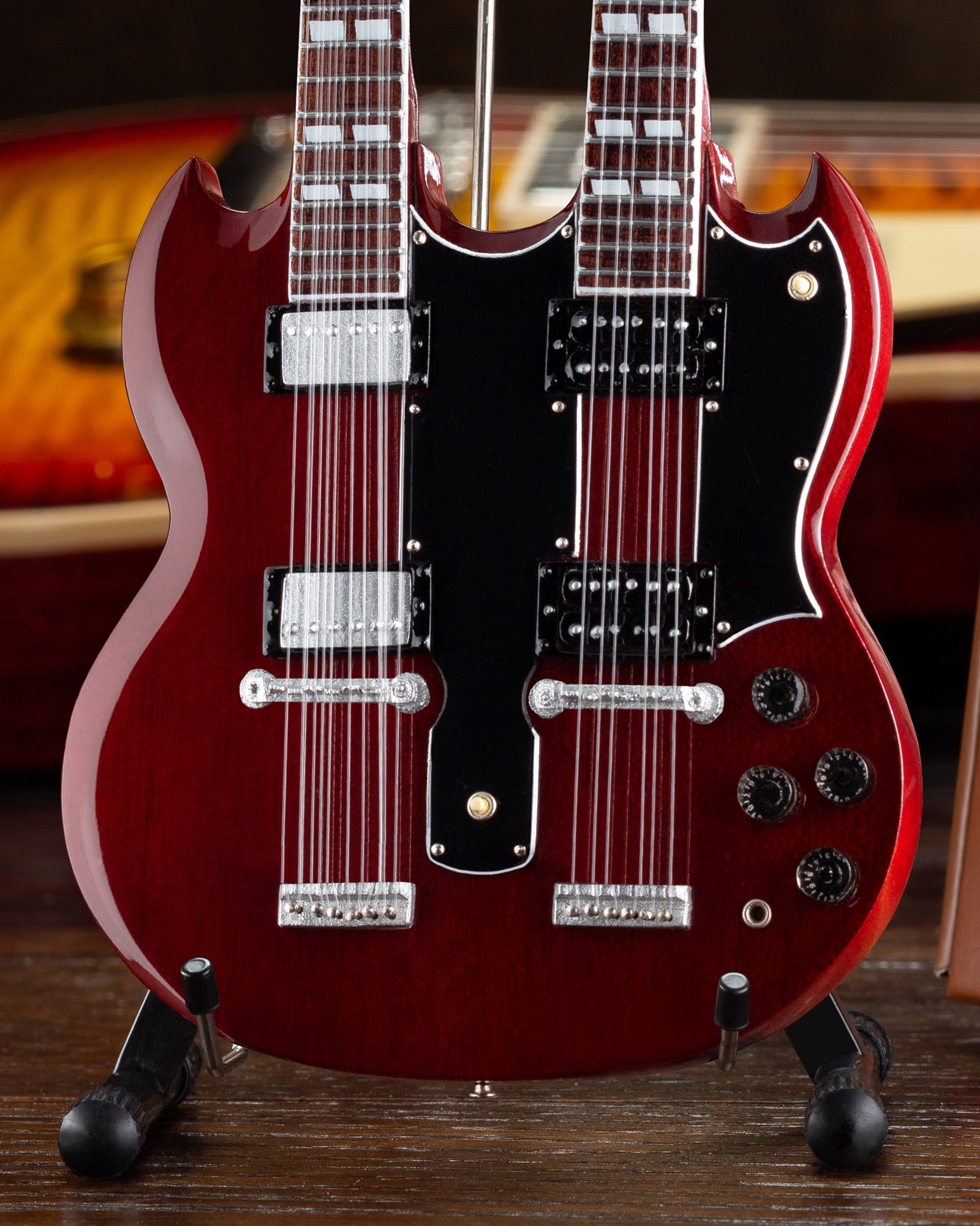 Famous Set of 2 Classic Gibson Mini Guitar Replicas