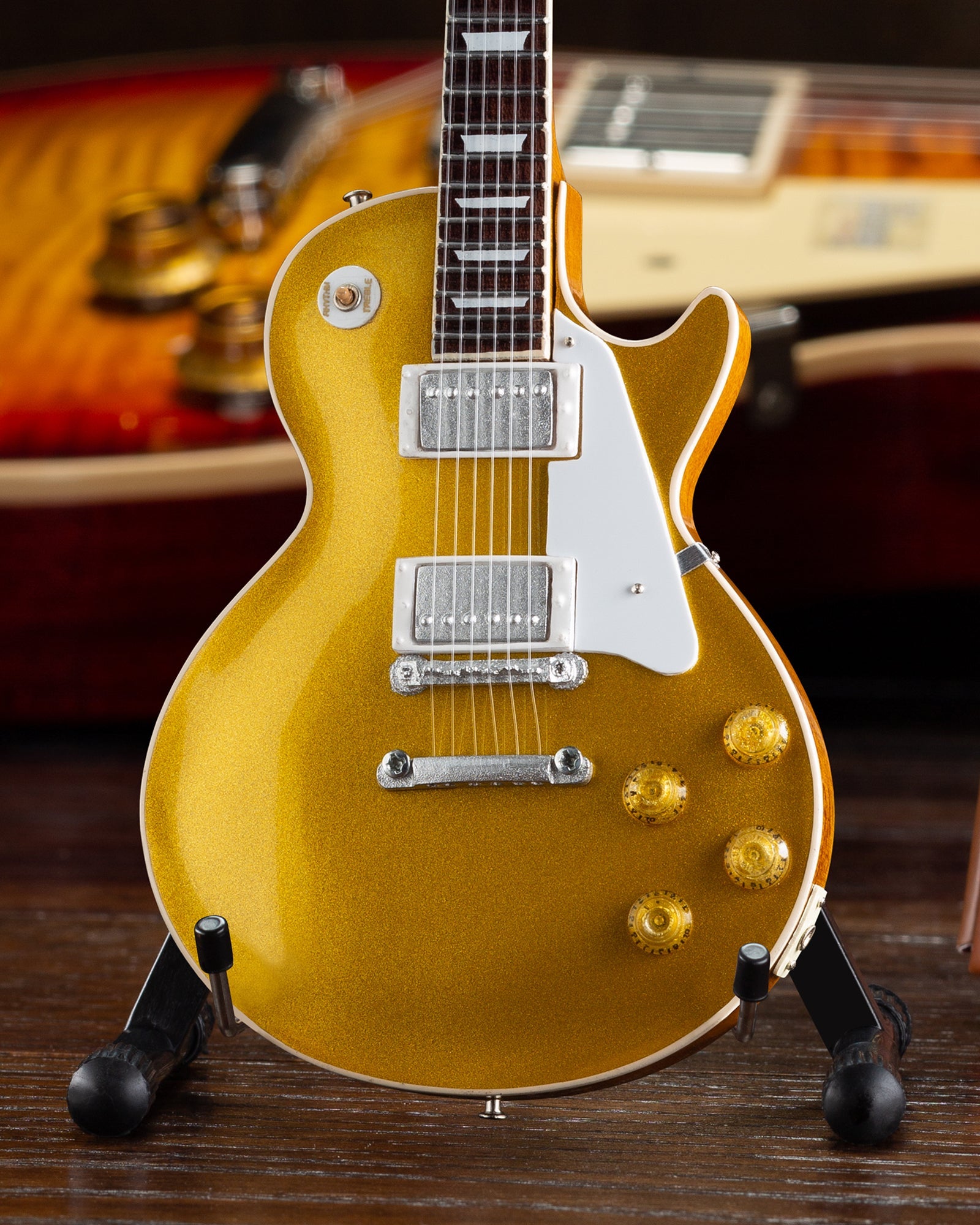 FranklinMint.com | Gibson 1957 Les Paul Gold Top 1:4 Scale Mini