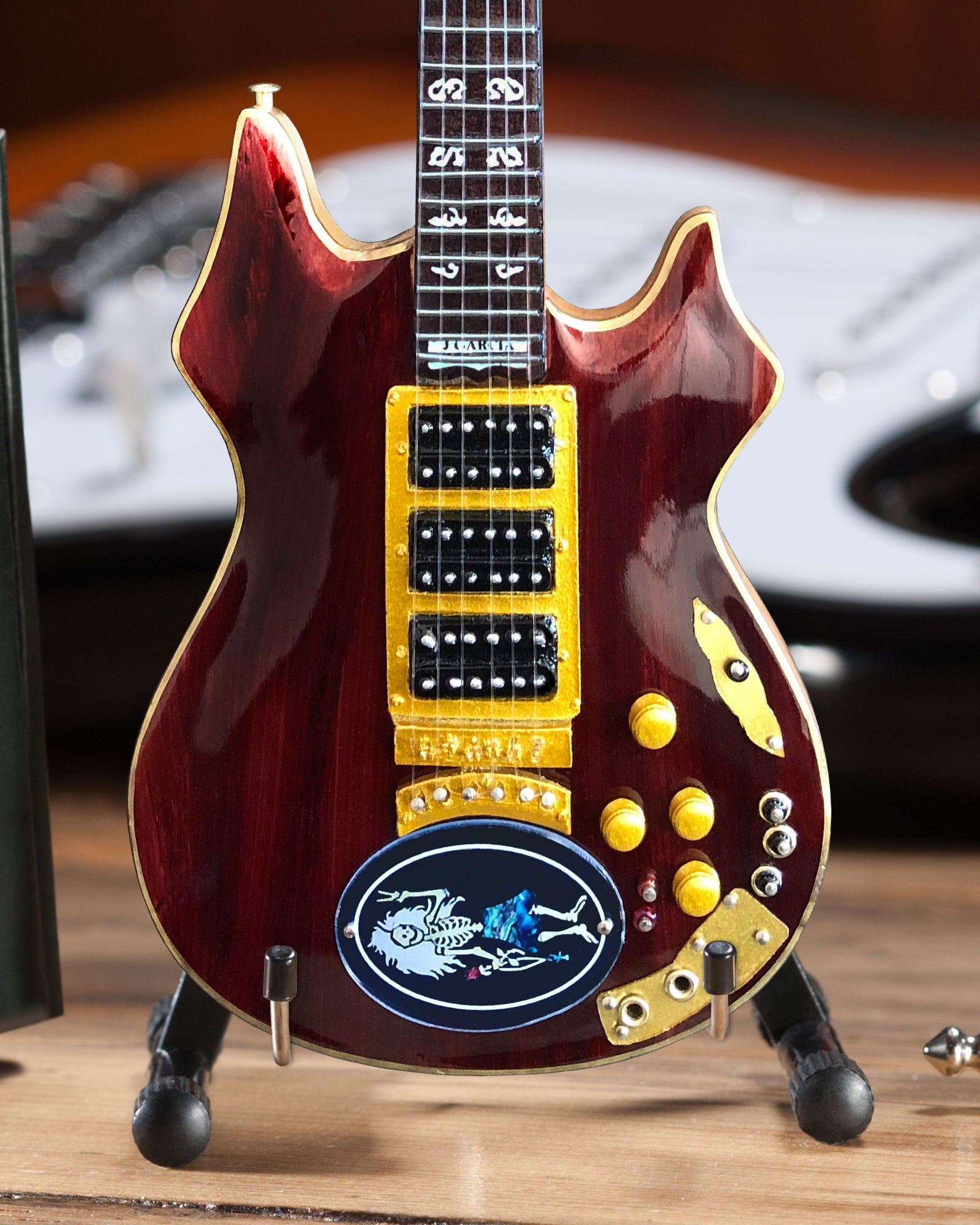 FranklinMint.com | Jerry Garcia™ Rosebud™ Tribute Mini Guitar