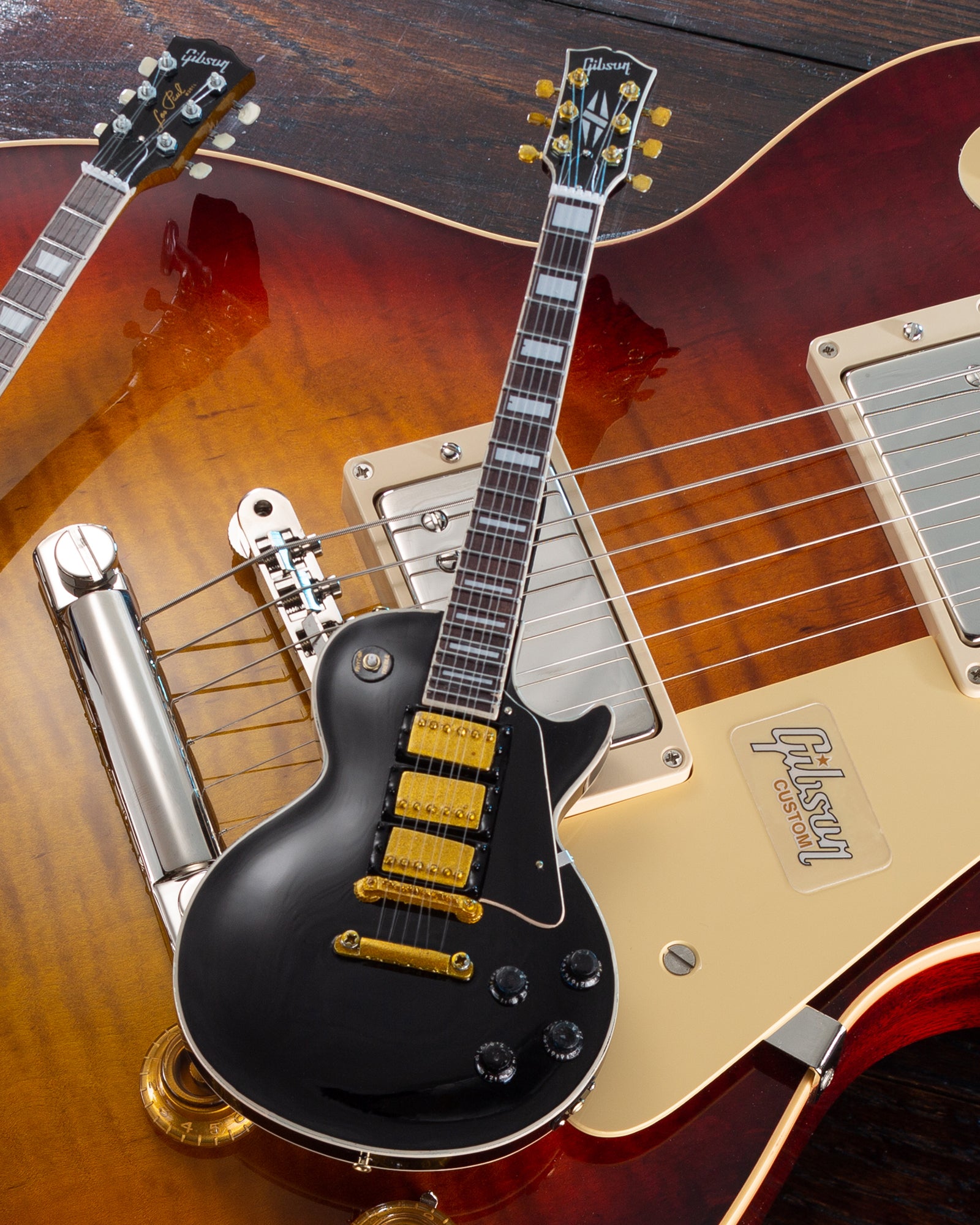 FranklinMint.com | Set of 3 Classic Gibson Les Paul Mini Guitar