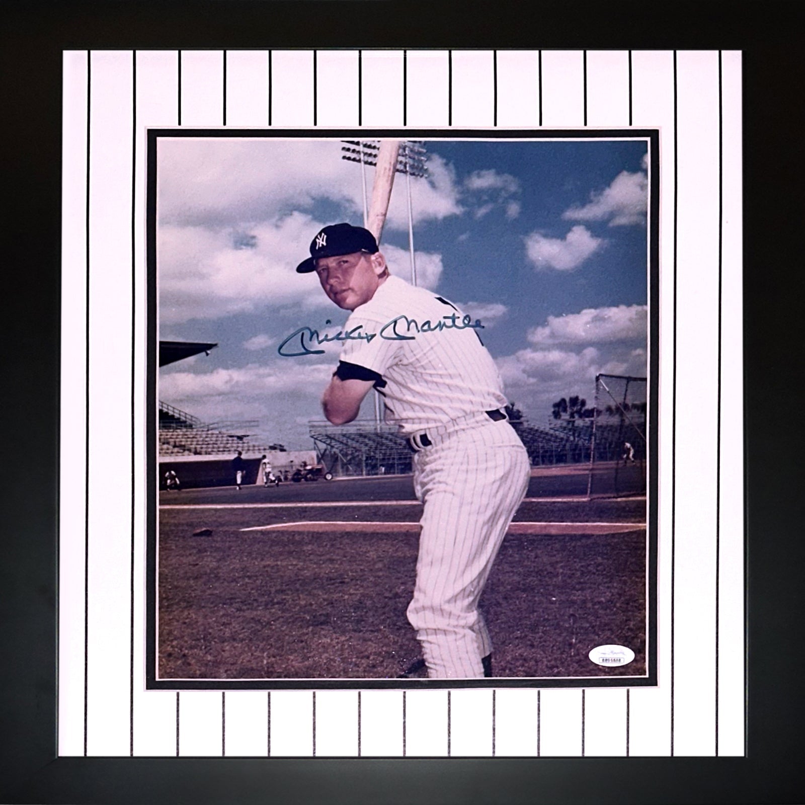 Play Ball! Buy MLB Autographs on FranklinMint.com – The Franklin Mint