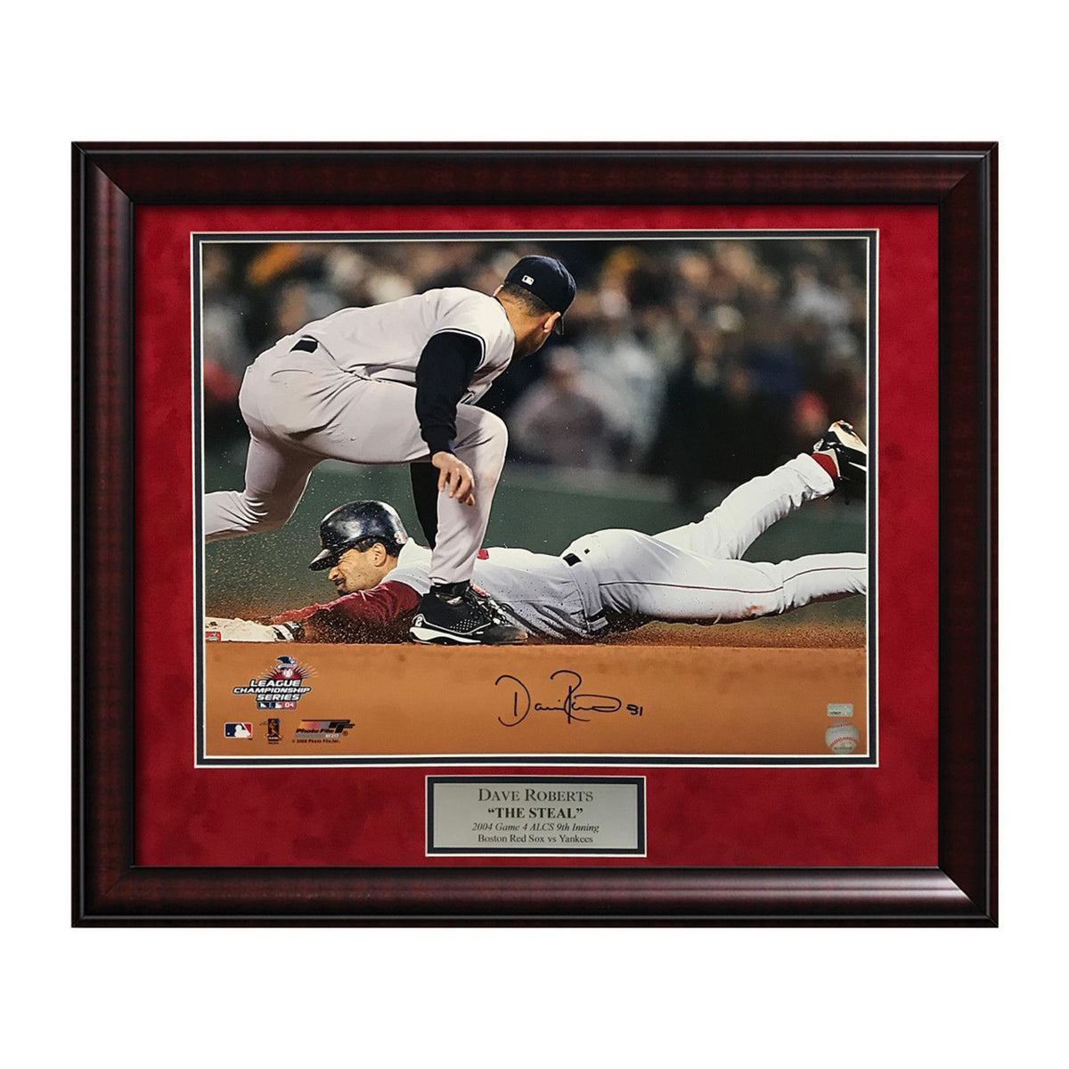 Dave Roberts Signed Boston Red Sox Framed Photo – Franklin Mint